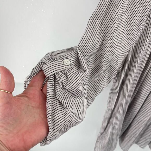 Womens Top Blouse Tunic Roll Tab Sleeve Stretch V Neck Striped Black White 2X - Picture 5 of 9